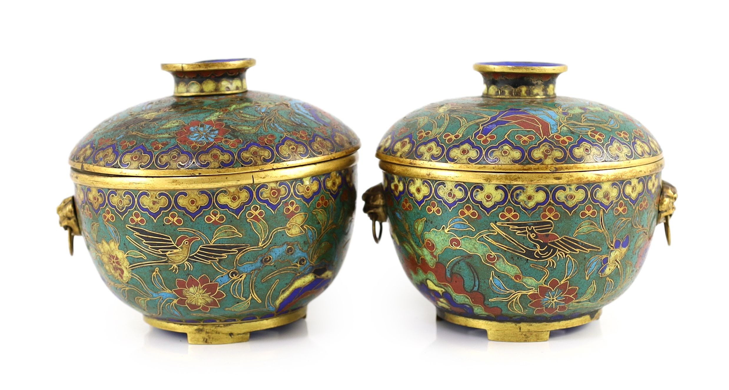 A pair of Chinese cloisonné enamel jars and covers, 18th/19th century 15.2 cm wide, one handle lacking